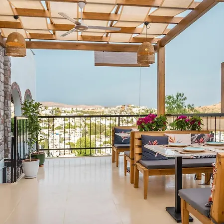 Bed & Breakfast The Poyz Bodrum 2*