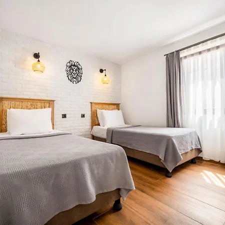 The Poyz Bodrum 2*